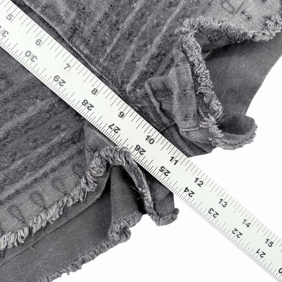 Jessica Simpson Y2K Uptown High Rise Denim Shorts Sz 28 Black Gray Frayed Hem - Picture 6 of 11